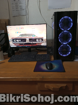 Full Desktop Computer Setup